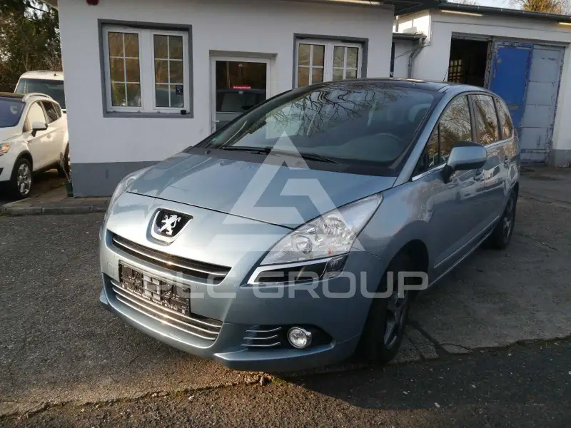 2011 Peugeot 5008