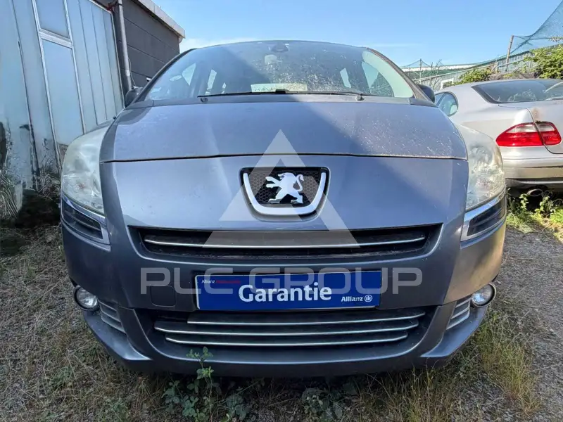 2011 Peugeot 5008