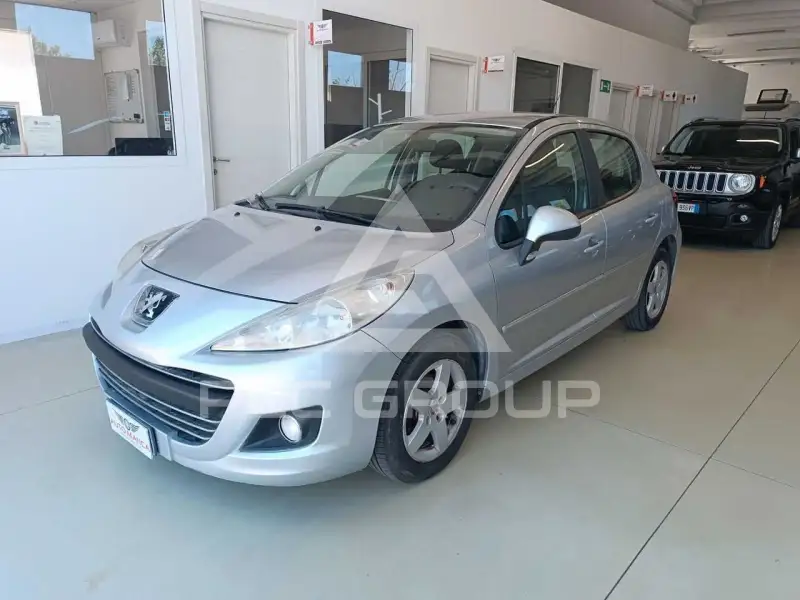 2011 Peugeot 207