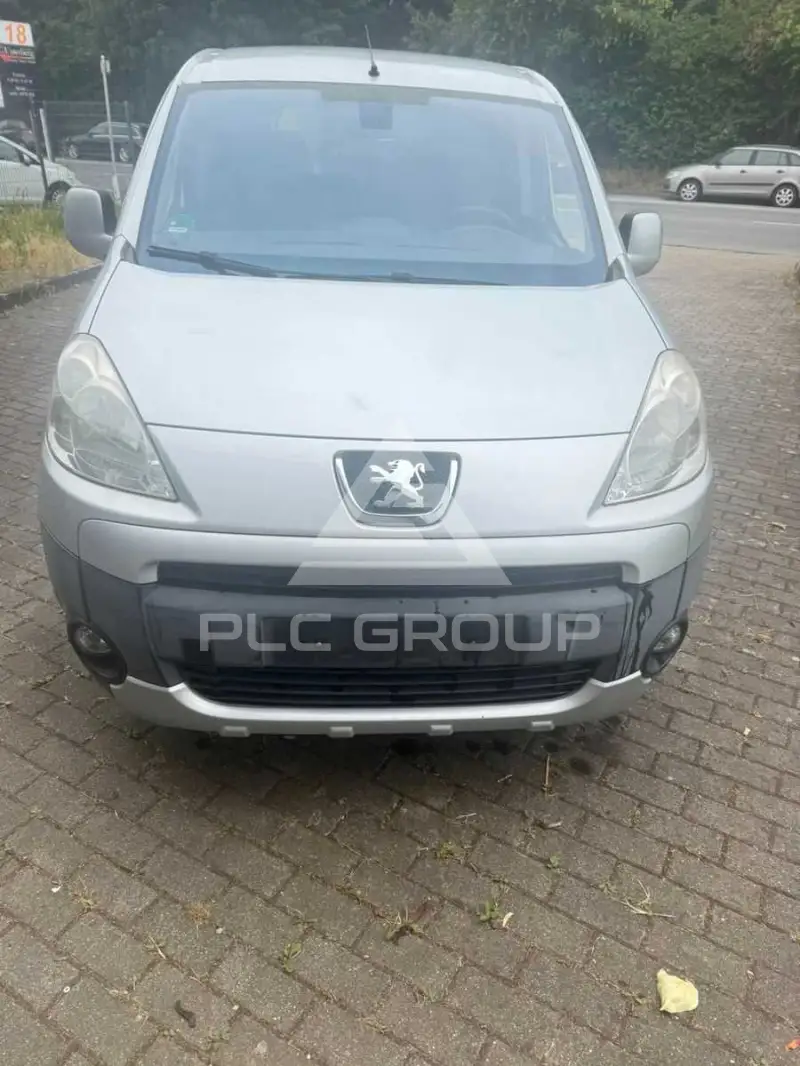 2011 Peugeot Partner