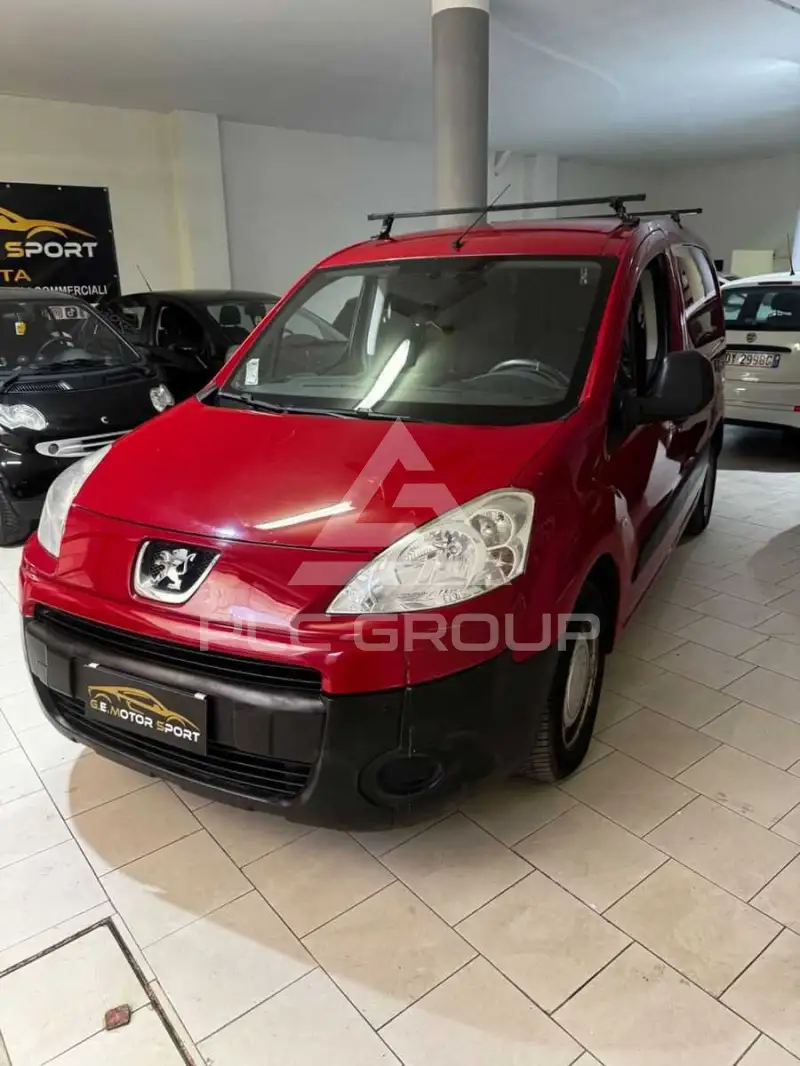 2011 Peugeot Partner