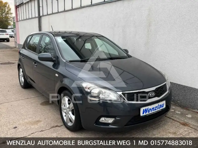 2011 KIA Unknown