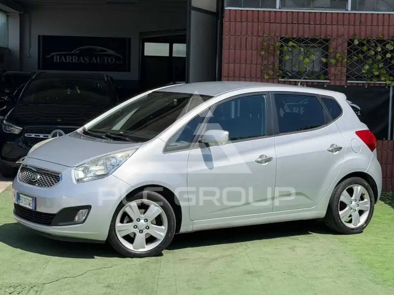 2011 KIA Venga