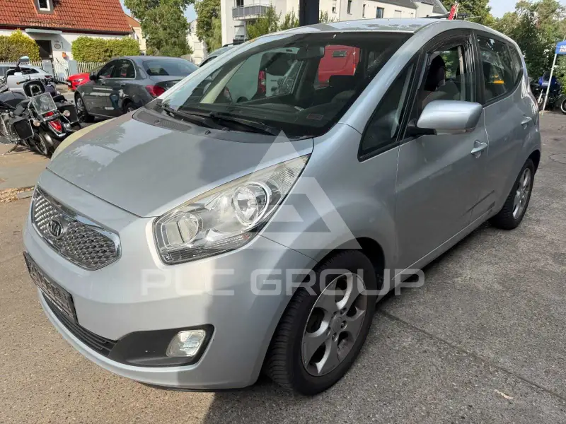 2011 KIA Venga