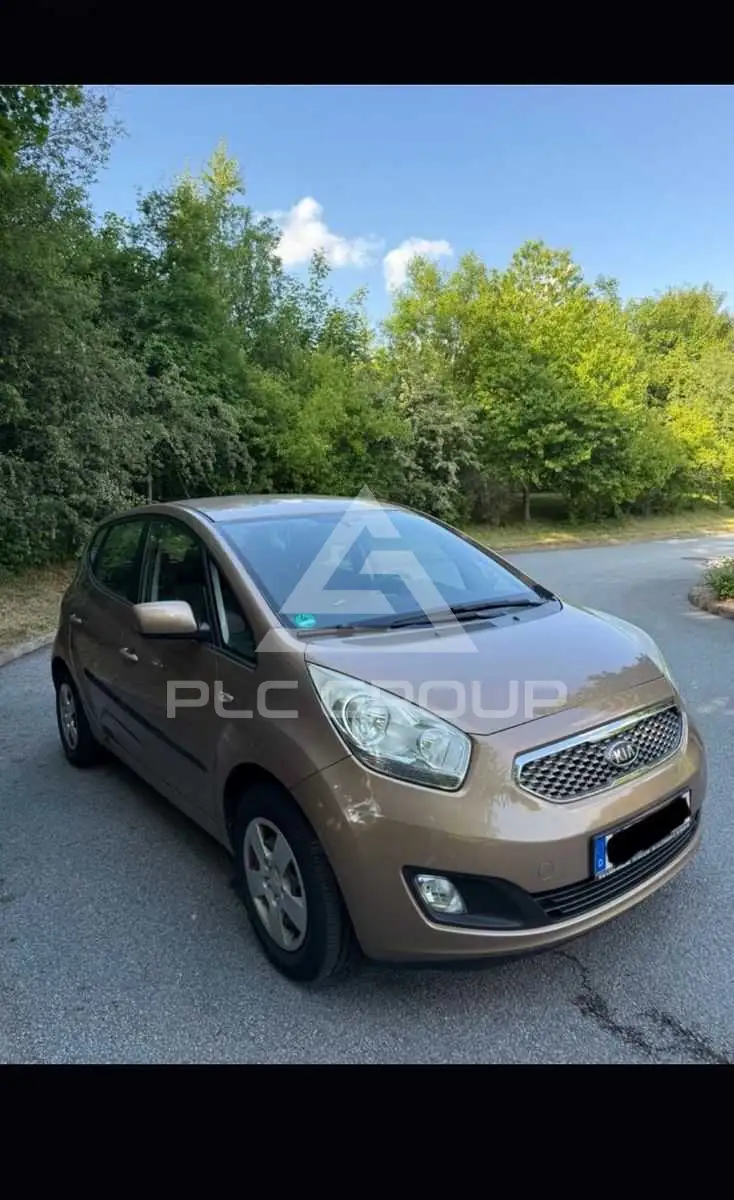 2011 KIA Venga