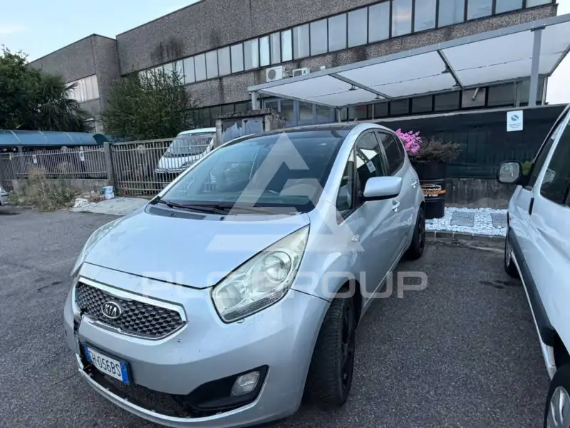 2011 KIA Venga