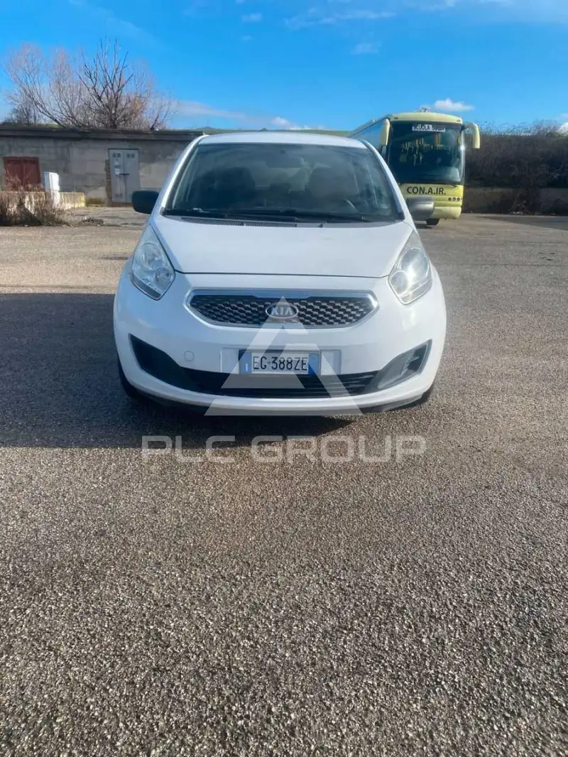 2011 KIA Venga