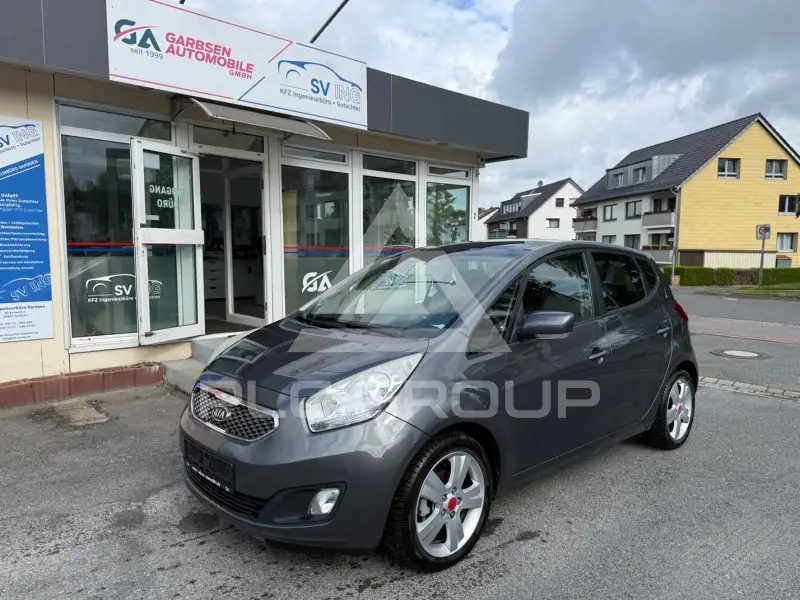 2011 KIA Venga