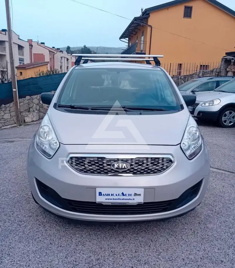 2011 KIA Venga