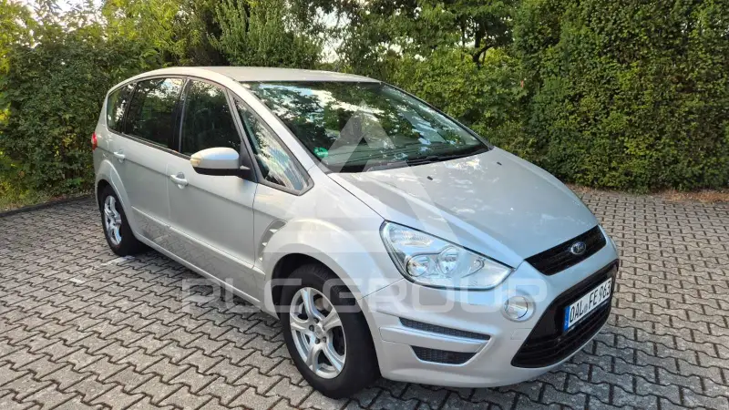 2011 Ford S-Max