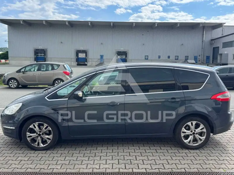 2011 Ford S-Max
