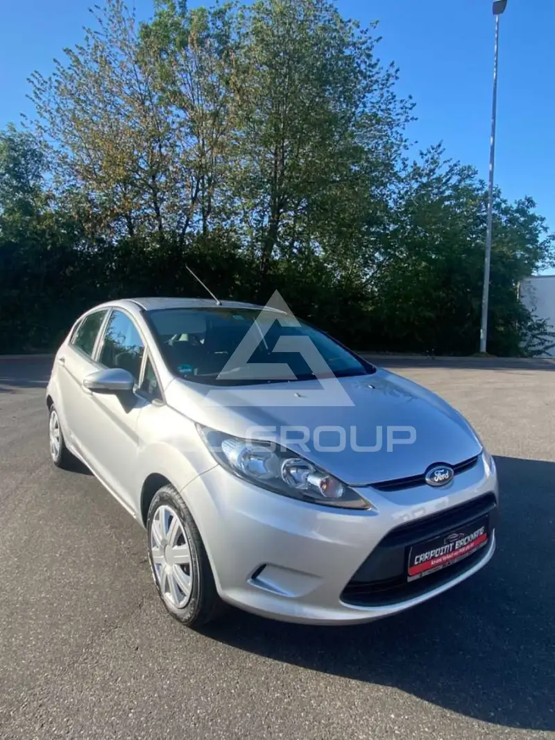 2011 Ford FIESTA