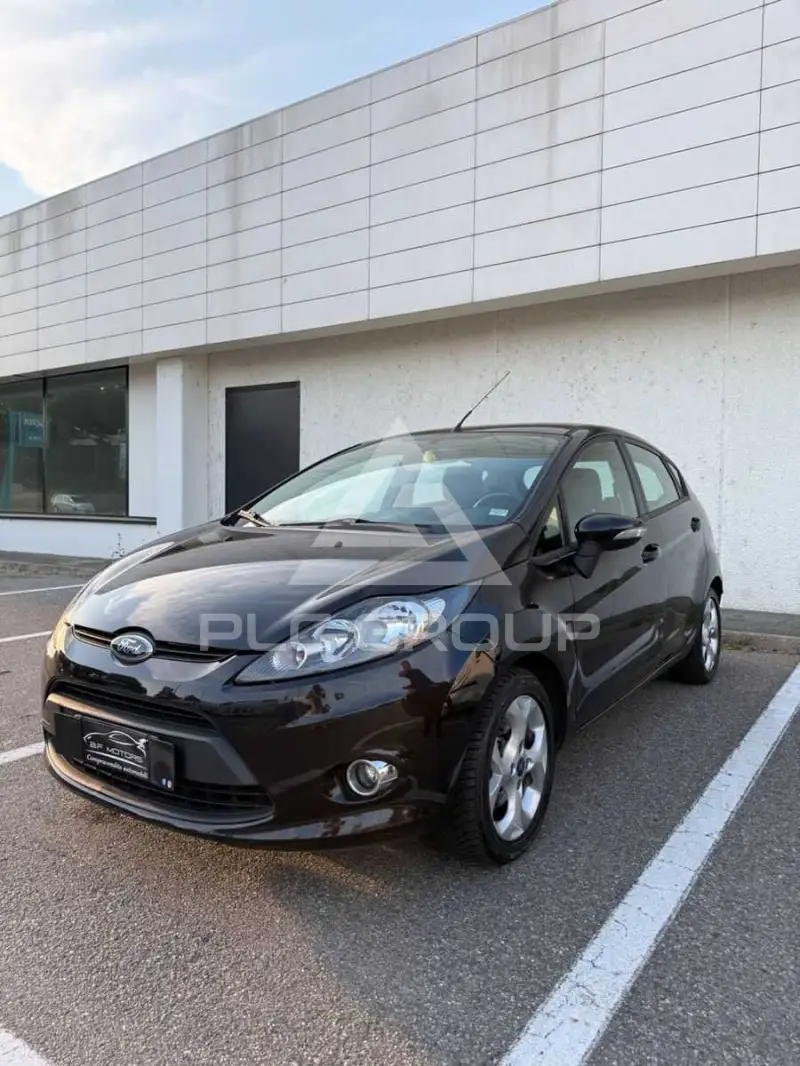 2011 Ford FIESTA