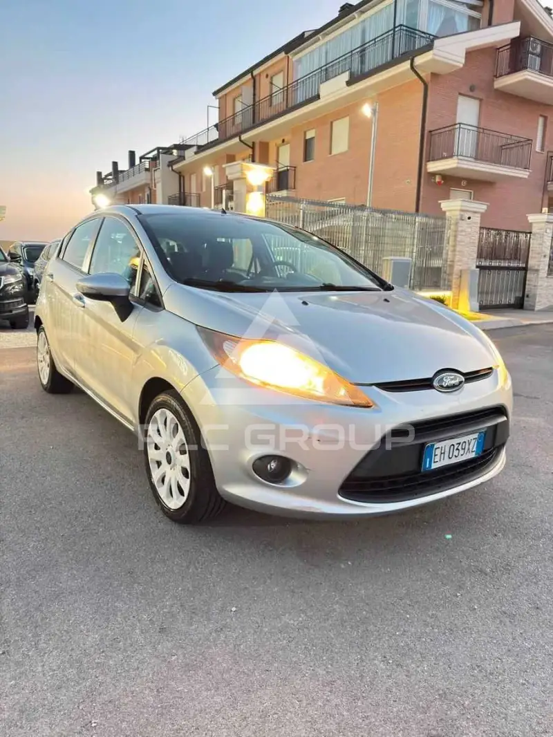 2011 Ford FIESTA