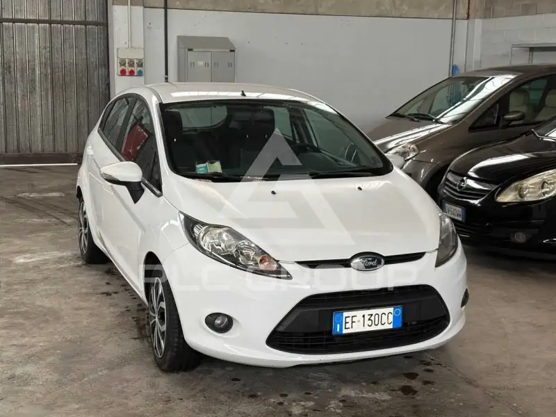 2011 Ford FIESTA