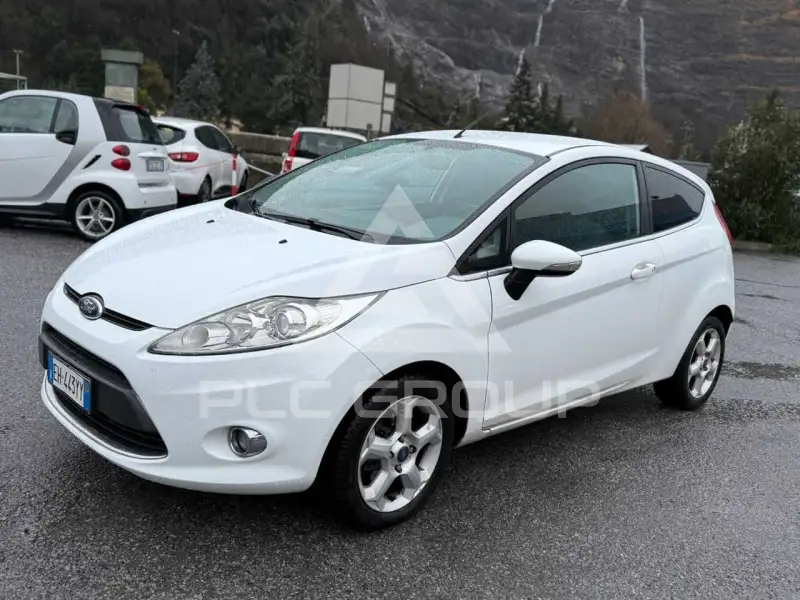 2011 Ford FIESTA