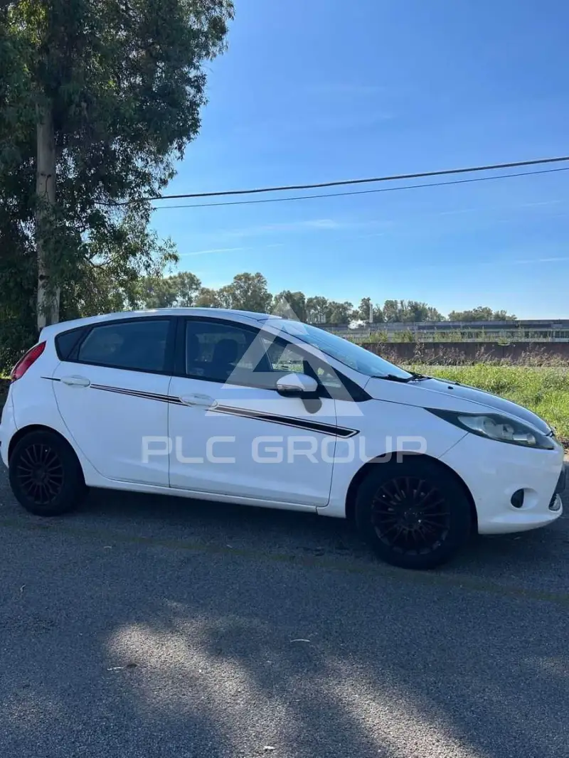 2011 Ford FIESTA