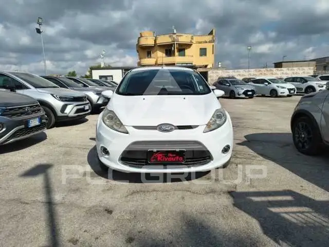 2011 Ford FIESTA