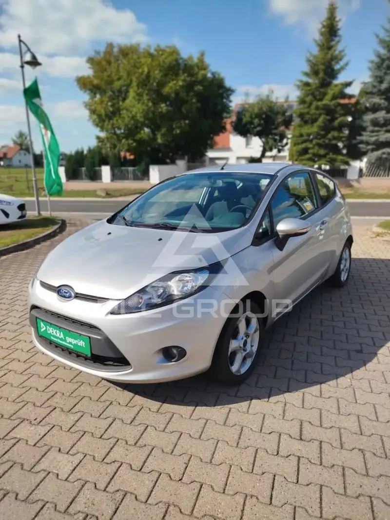 2011 Ford FIESTA