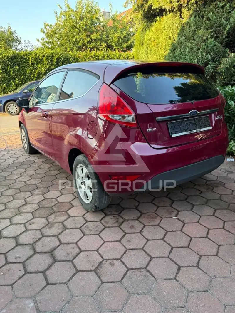2011 Ford FIESTA