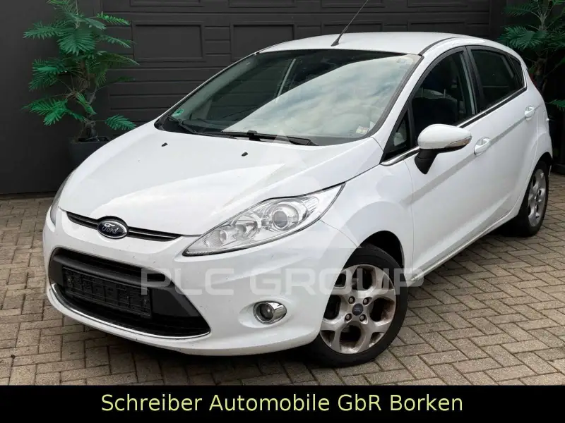 2011 Ford FIESTA