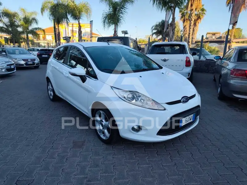 2011 Ford FIESTA