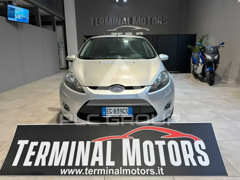 2011 Ford FIESTA