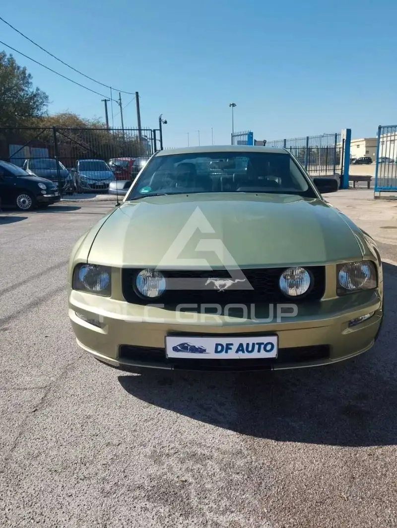 2011 Ford MUSTANG