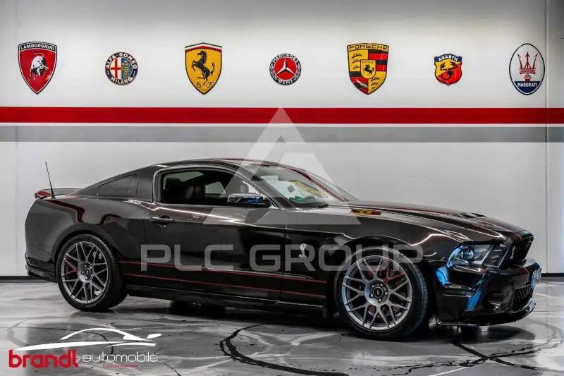 2011 Ford MUSTANG