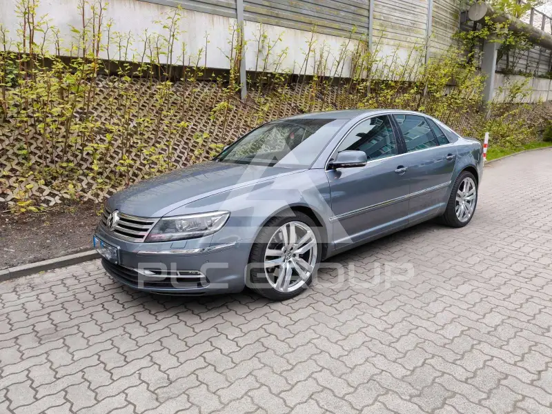 2011 Volkswagen PHAETON
