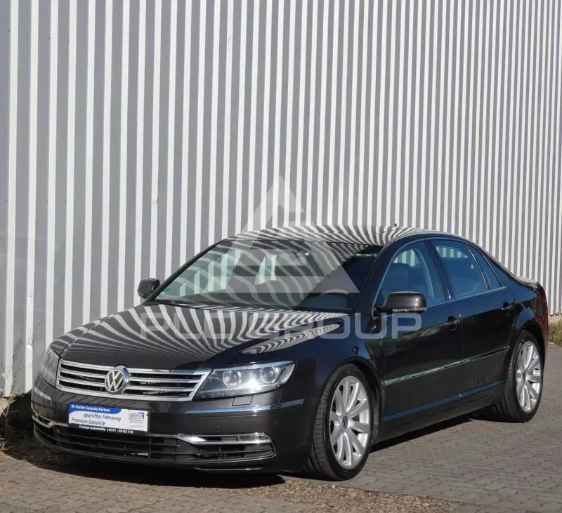 2011 Volkswagen PHAETON
