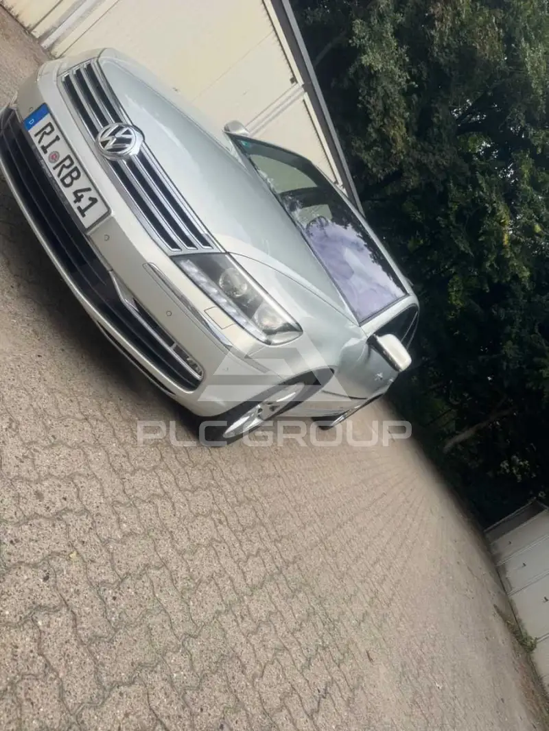 2011 Volkswagen PHAETON