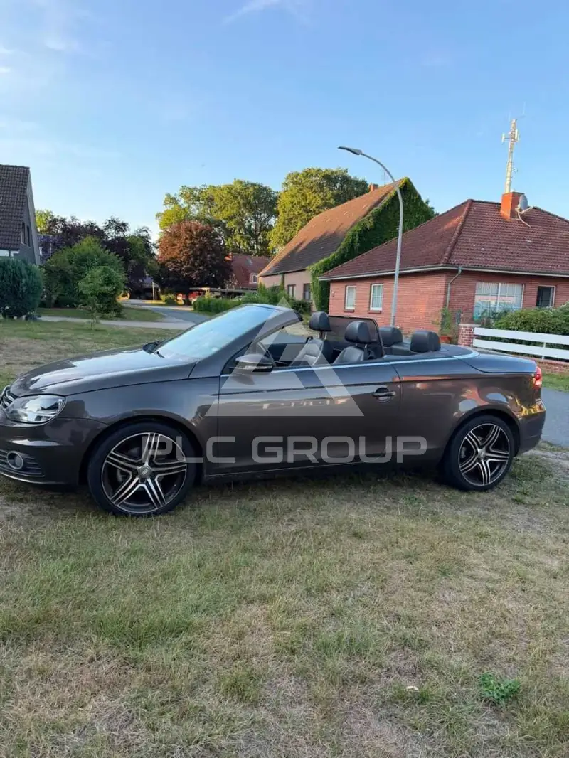 2011 Volkswagen EOS