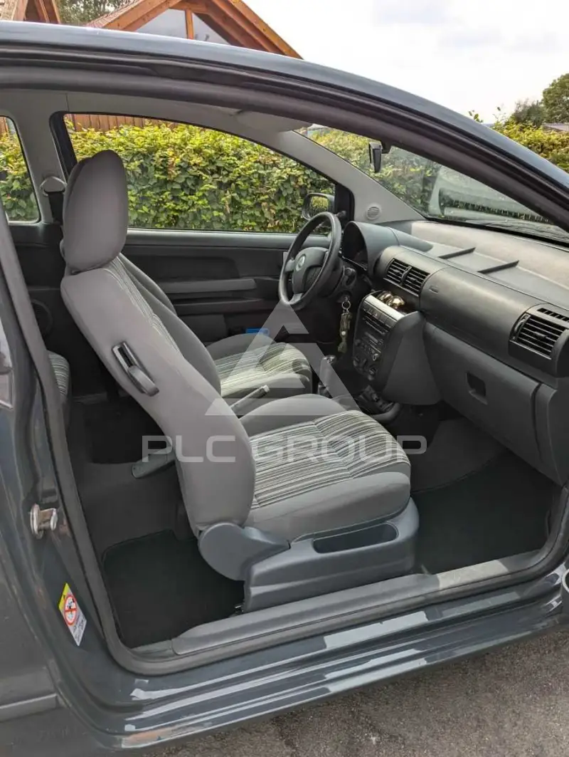 2011 Volkswagen FOX