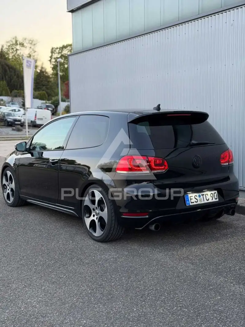 2011 Volkswagen GOLF