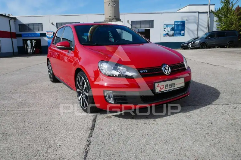 2011 Volkswagen GOLF