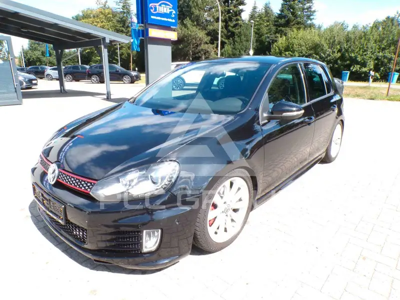 2011 Volkswagen GOLF