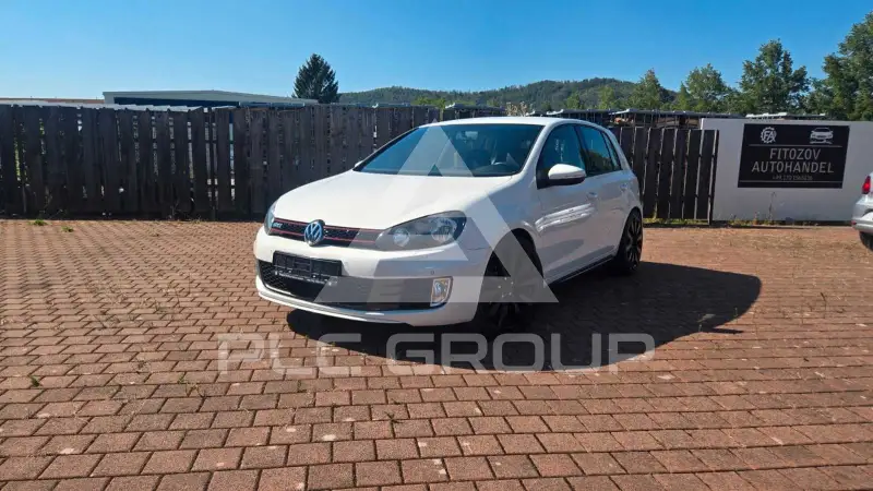 2011 Volkswagen GOLF