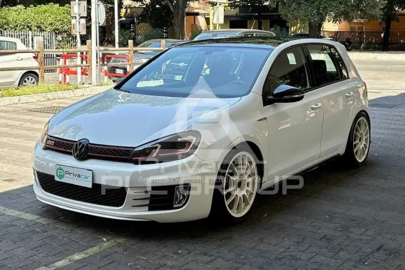 2011 Volkswagen GOLF