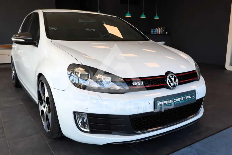 2011 Volkswagen GOLF