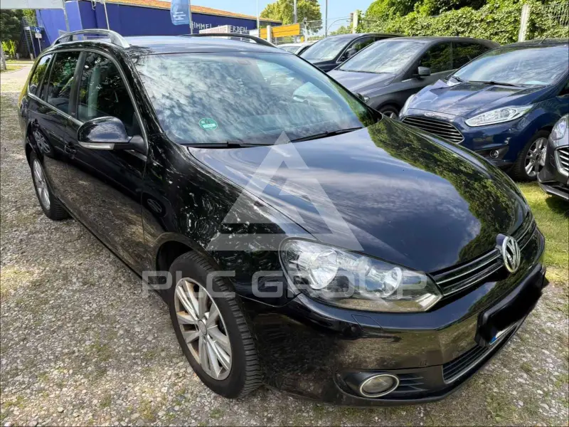 2011 Volkswagen GOLF