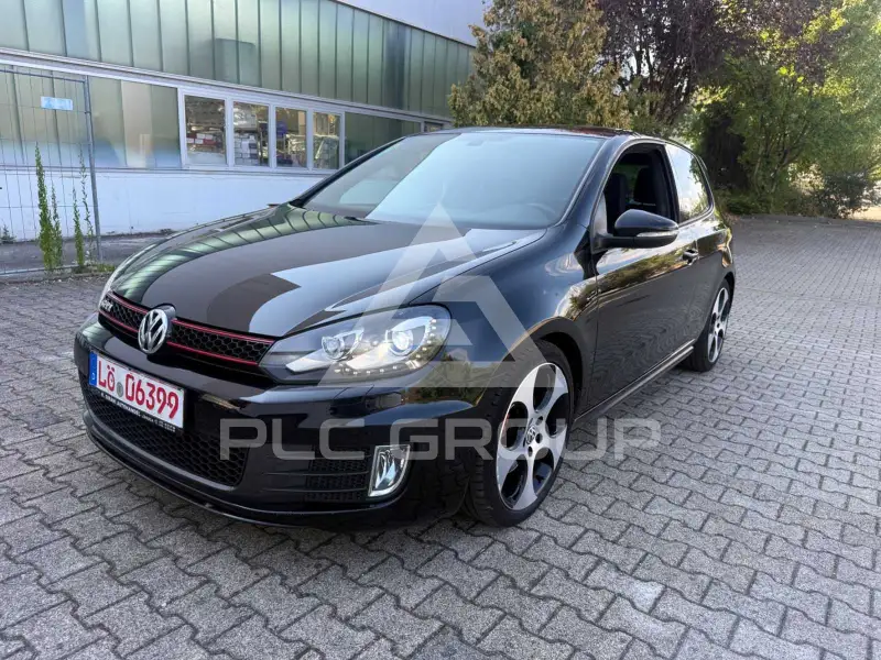 2011 Volkswagen GOLF