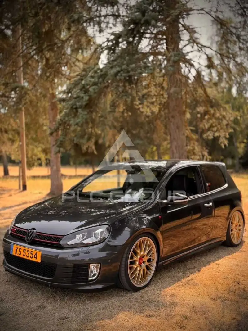 2011 Volkswagen GOLF