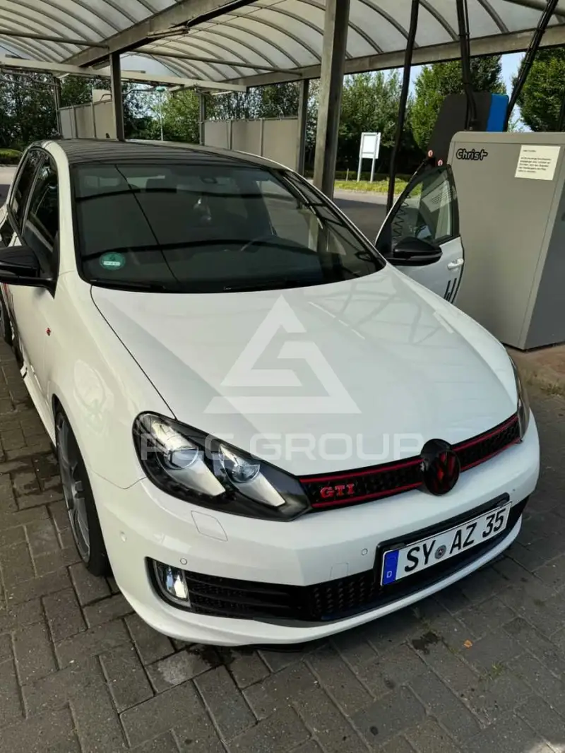 2011 Volkswagen GOLF