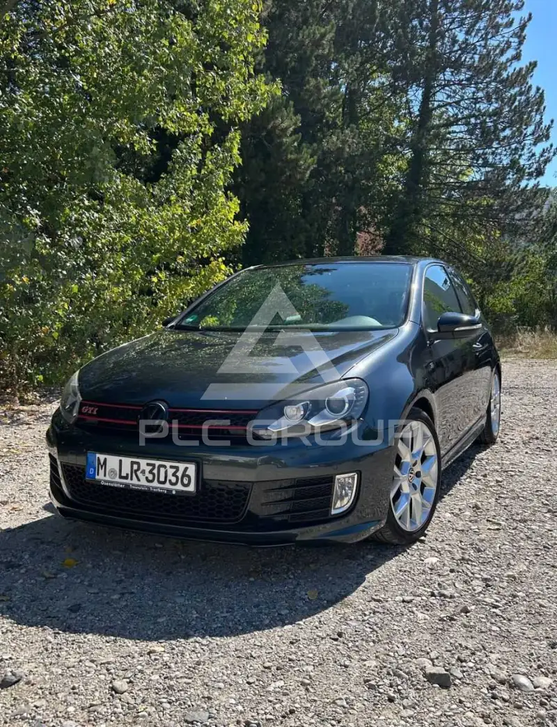 2011 Volkswagen GOLF