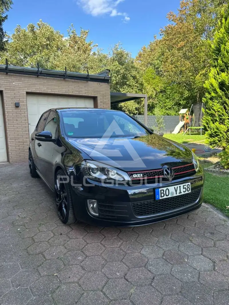 2011 Volkswagen GOLF