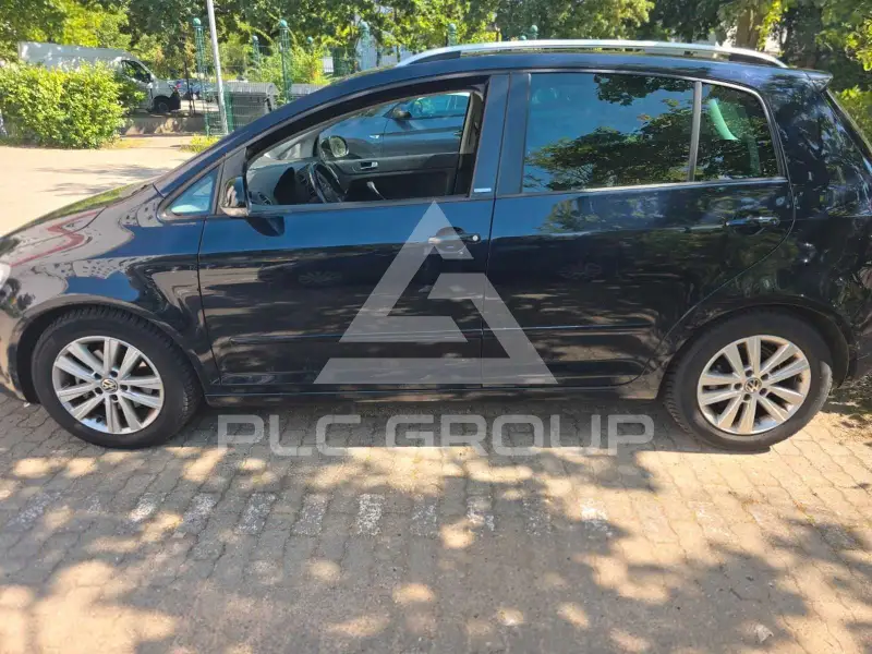 2011 Volkswagen GOLF