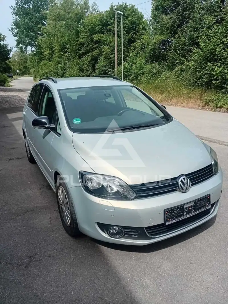 2011 Volkswagen GOLF