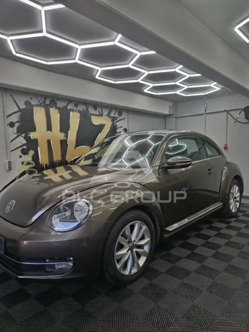 2011 Volkswagen BEETLE