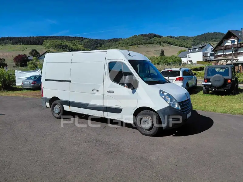 2011 Renault Master